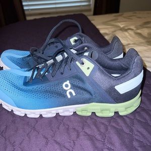 CloudFlow Men size 9.5
